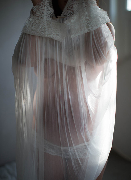 Amanda's maternity photos by Elizabeth Messina