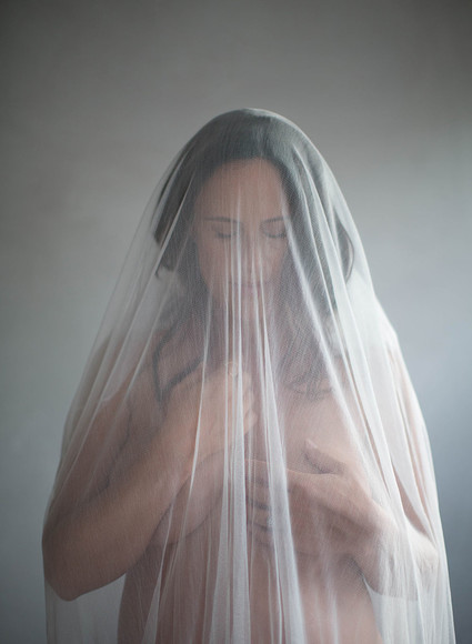 Amanda's maternity photos by Elizabeth Messina