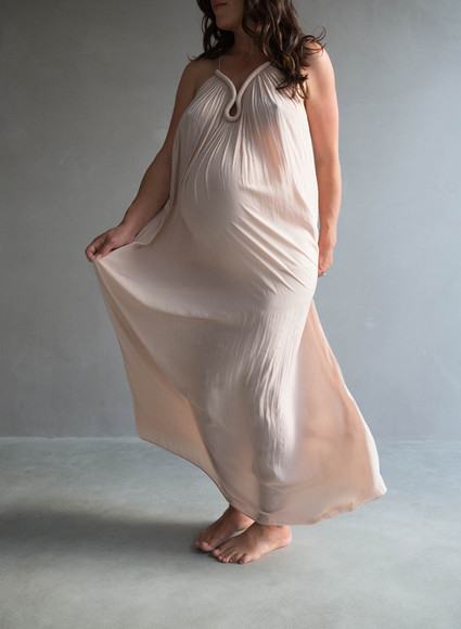 Amanda's maternity photos by Elizabeth Messina