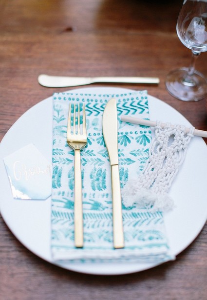 romantic fall wintery wedding in Washington state