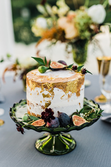 gold leaf fall wedding cake