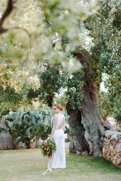 Romantic boho fall Apulia elopement