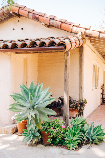 Colorful wedding at the Santa Barbara Historical Museum