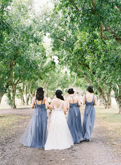 Vintage botanical wedding at Puakea Ranch in Hawaii