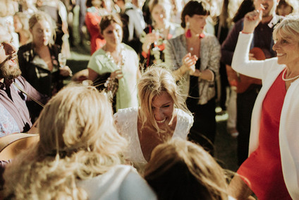 Authenic festive farm wedding in Saintes-Maries-de-la-Mer, Provence