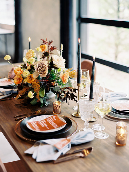 Elegant modern fall wedding ideas at The Forge in Dallas