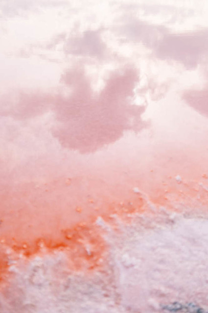 Fancy elopement inspiration at La Laguna Rosa de Torrevieja in Spain