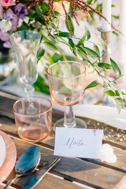 Fancy elopement inspiration at La Laguna Rosa de Torrevieja in Spain Inspiration