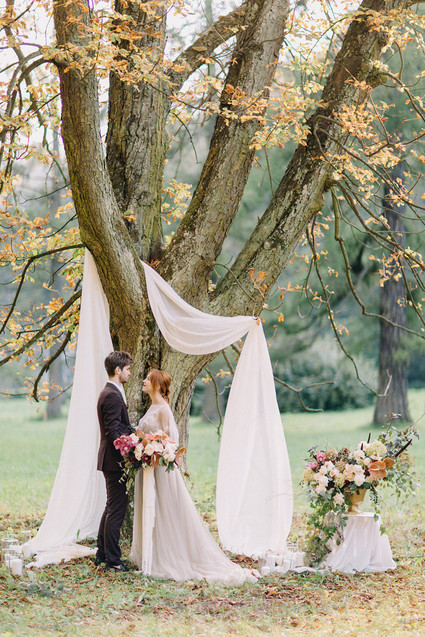 gorgeous wedding ceremony decor
