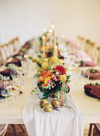 Coastal fall wedding ideas at the Steeple House in Maui