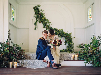 Coastal fall wedding ideas at the Steeple House in Maui