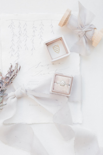 Ideas for dyed silk ribbon in weddings Inspiration