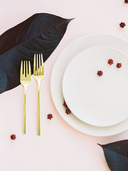 modern color blocked wedding inspiration