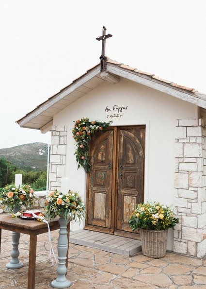Tiny Greek wedding chapel in Athens