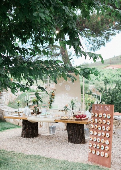 DIY backyard summer wedding in Athens, Greece