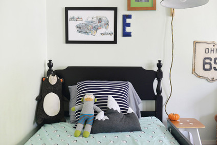 vintage inspired little boy's room
