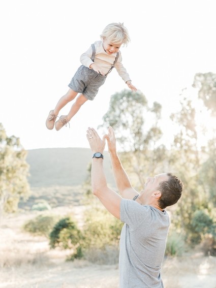 Rustic sparkle holiday family photos in San Diego