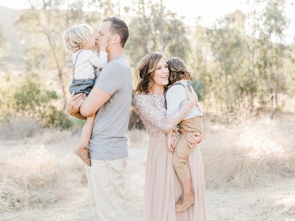 Rustic sparkle holiday family photos in San Diego