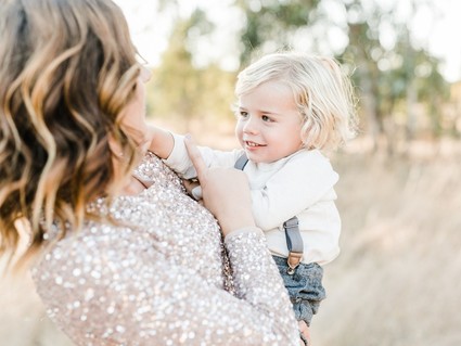 Rustic sparkle holiday family photos in San Diego
