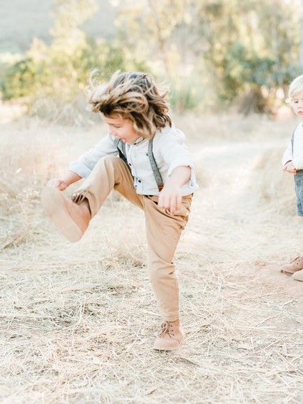 Rustic sparkle holiday family photos in San Diego