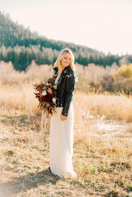 Fall, golden hour engagement photos in Nevada