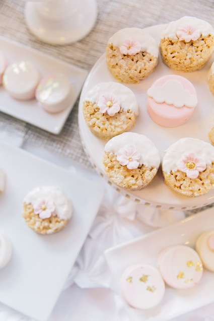 Pink hot air balloon 1st birthday party