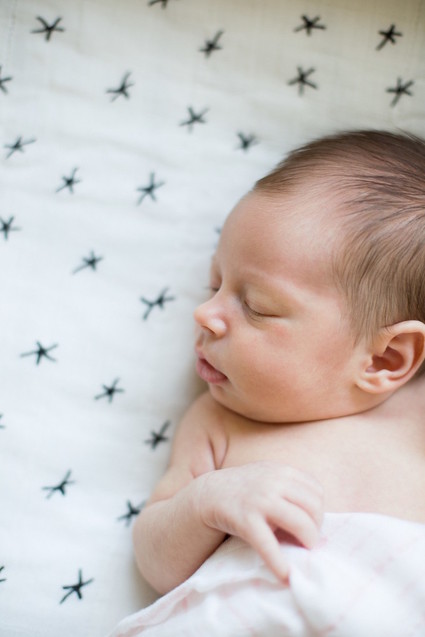 Casual Echo Park newborn photos by Amanda Gallant