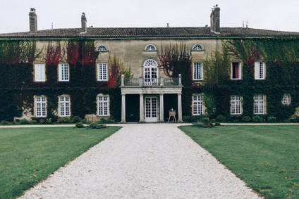 Intimate winter wedding at Chateau de Montplaisant in France