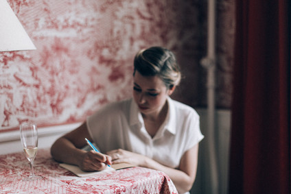 Intimate winter wedding at Chateau de Montplaisant in France