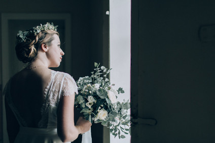 Intimate winter wedding at Chateau de Montplaisant in France