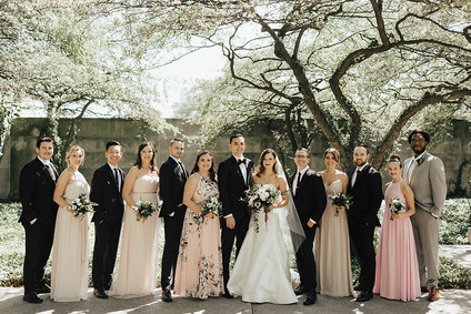 Modern winter Chicago wedding at the Chicago Athletic Association