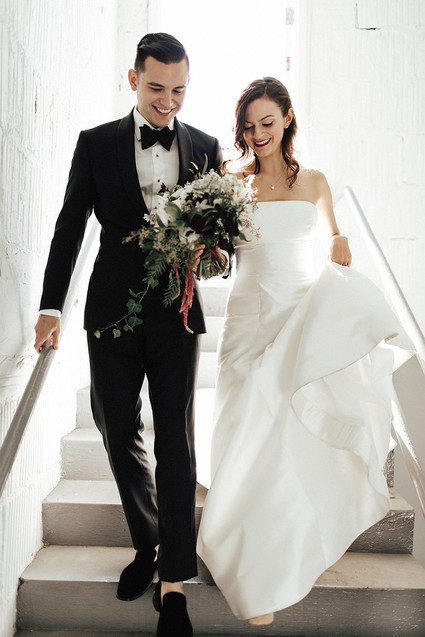 Modern winter Chicago wedding at the Chicago Athletic Association