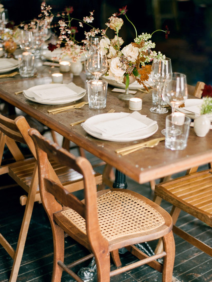 Feminine neutral wedding ideas at Foxfire Mountain House in the Catskills