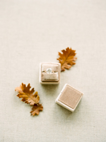Feminine neutral wedding ideas at Foxfire Mountain House in the Catskills Inspiration