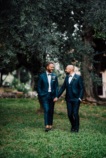 Winter same sex elopement in Veneto Italy