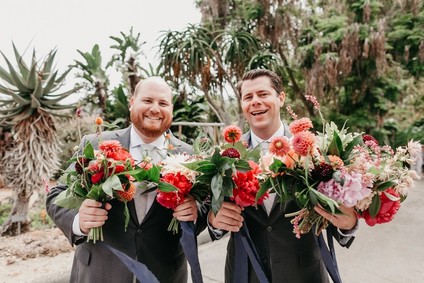 Modern tropical wedding at the San Diego Botanic Garden