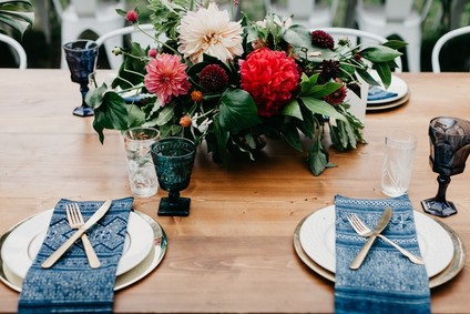 Modern tropical wedding at the San Diego Botanic Garden