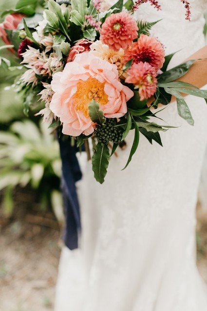 Modern tropical wedding at the San Diego Botanic Garden