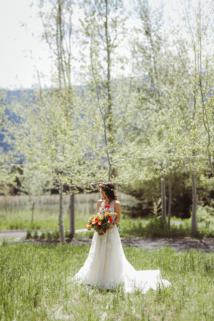Spring Columbia Gorge wedding at Gorge Crest Vineyards