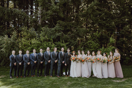 Spring Columbia Gorge wedding at Gorge Crest Vineyards