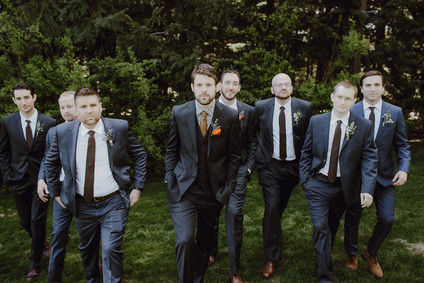 Spring Columbia Gorge wedding at Gorge Crest Vineyards