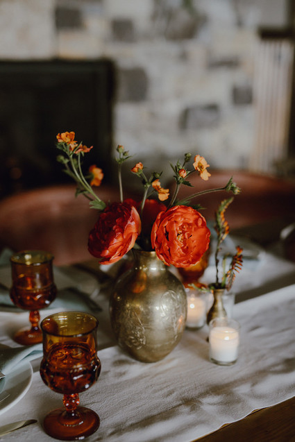 Spring Columbia Gorge wedding at Gorge Crest Vineyards