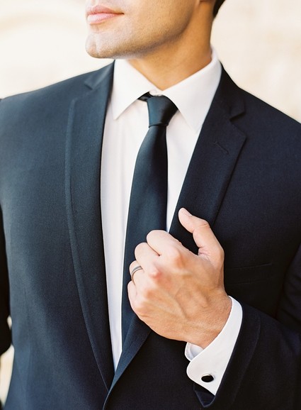 Elegant Valentine's Day wedding ideas at Malibu Rocky Oaks Estate