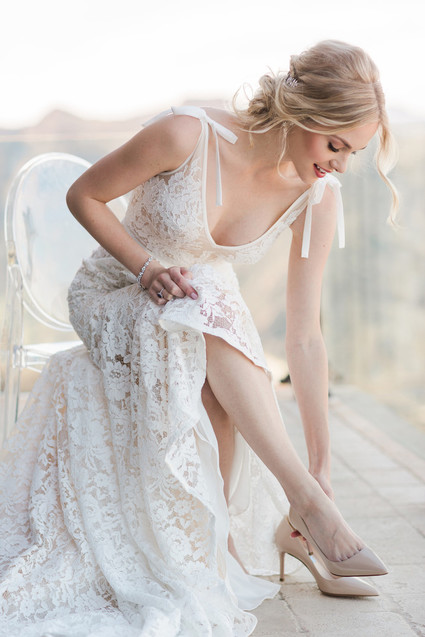 Romantic bright California wedding at Malibu Rocky Oaks