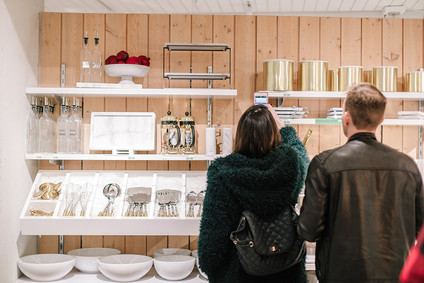 Crate and Barrel Private Wedding Registry Event