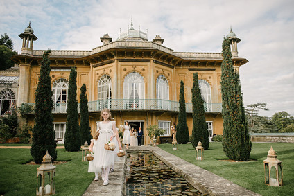 Elegant floral wedding at Sezincote in the Cotswolds