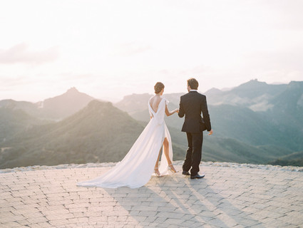 Formal Malibu Rocky Oaks wedding inspiration