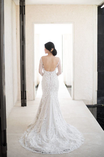 Elegant floral destination wedding in Bali