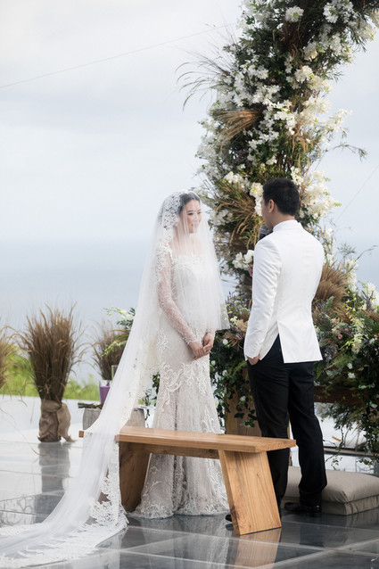 Elegant floral destination wedding in Bali