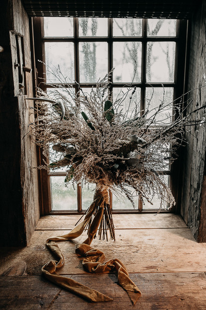 Intimate winter B&B elopement in the Hudson Valley